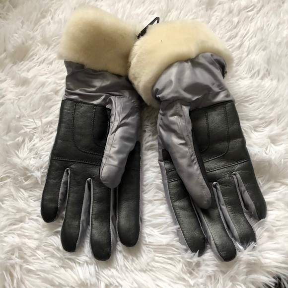UGG women’s gloves - Picture 4 of 9